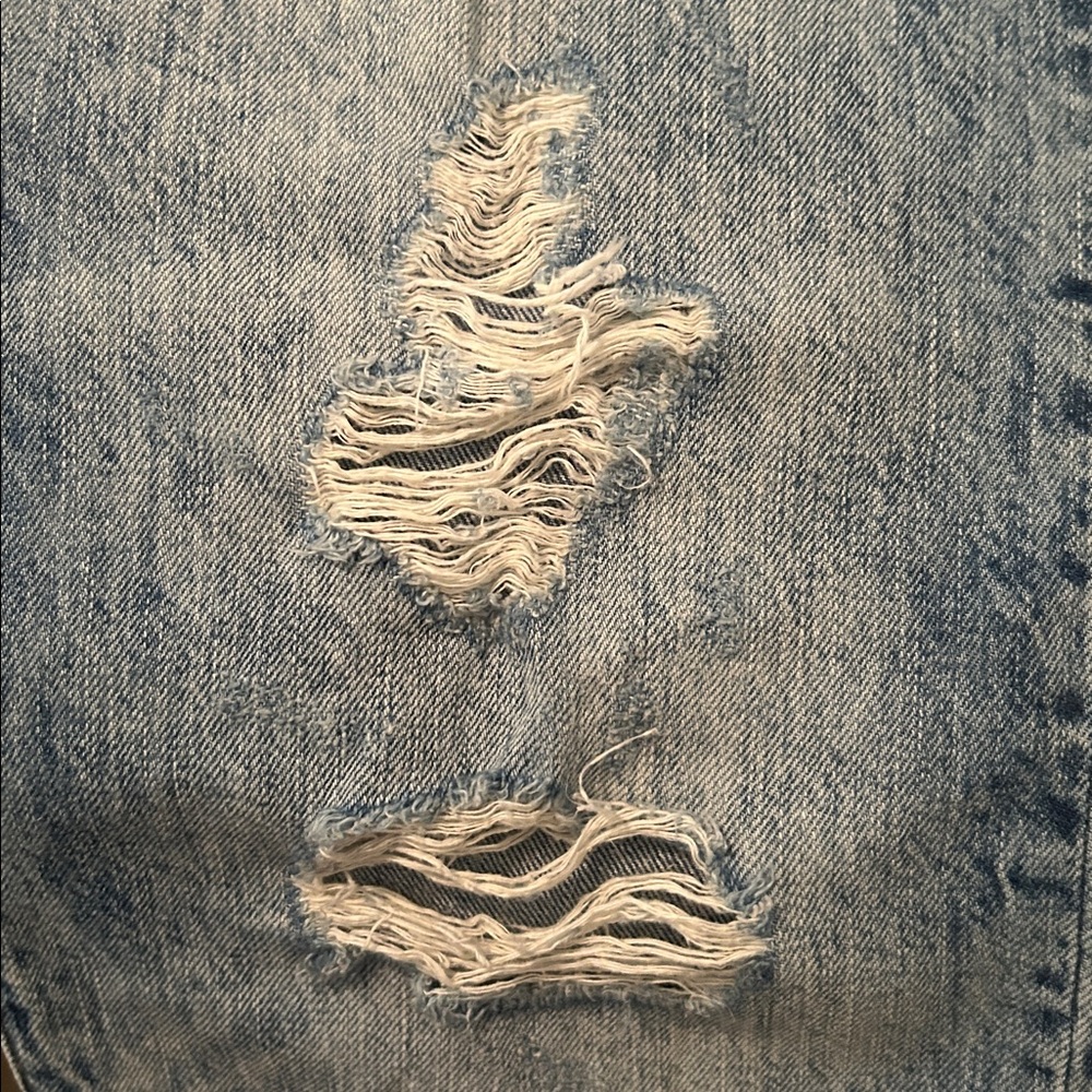 Levi’s 501 Distressed Women’s Jeans - Picture 5 of 10